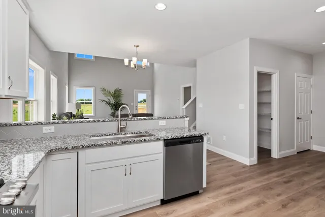 $454,900 | 670 Brittany Drive, Mechanicsburg, PA 17055