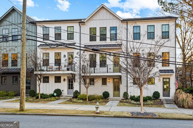 $3,150 | 118 Chestnut Circle, Atlanta, GA 30342