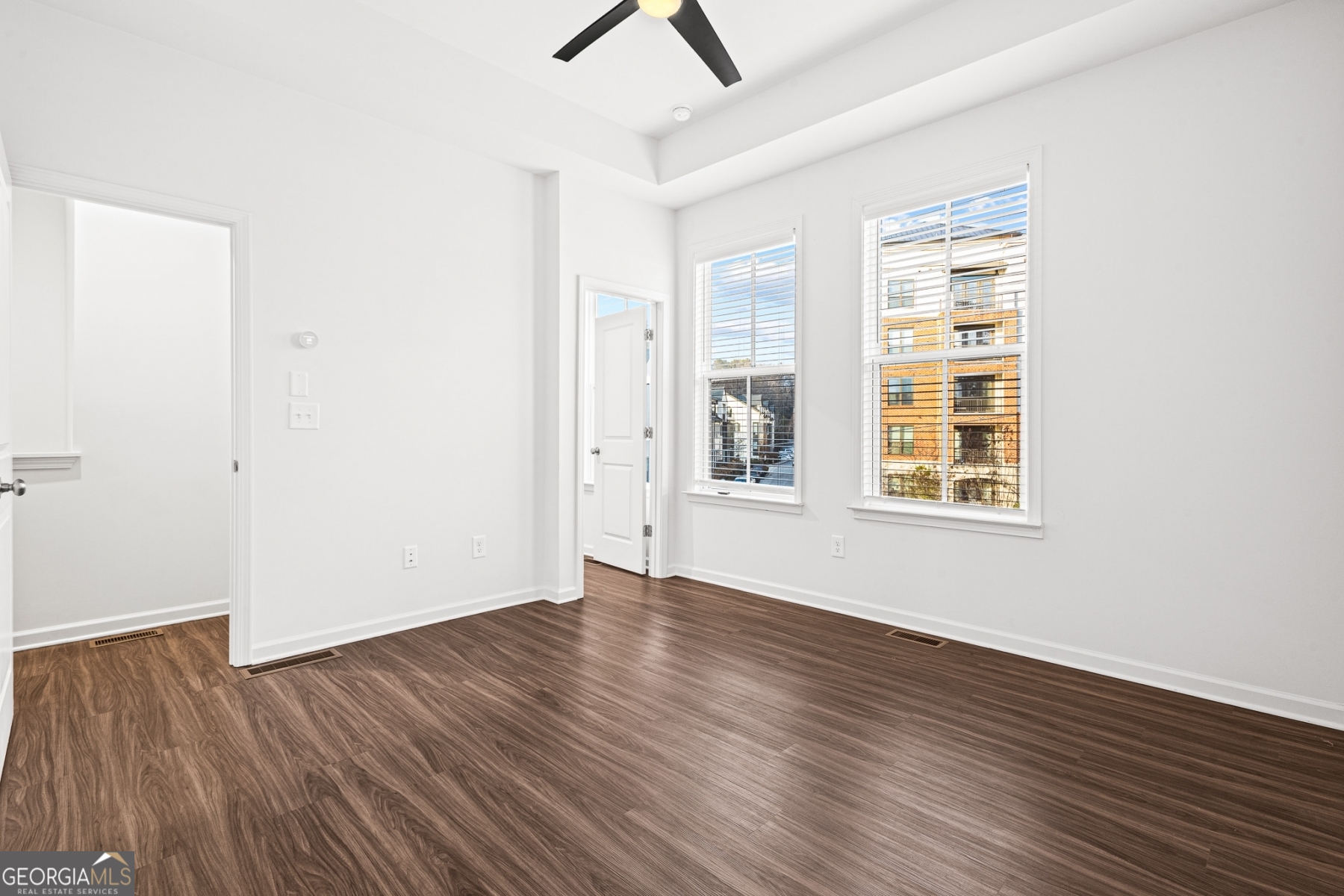 118 Chestnut Circle Atlanta, GA 30342 - Photo 15 of 18