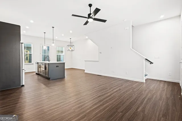 $3,150 | 118 Chestnut Circle, Atlanta, GA 30342