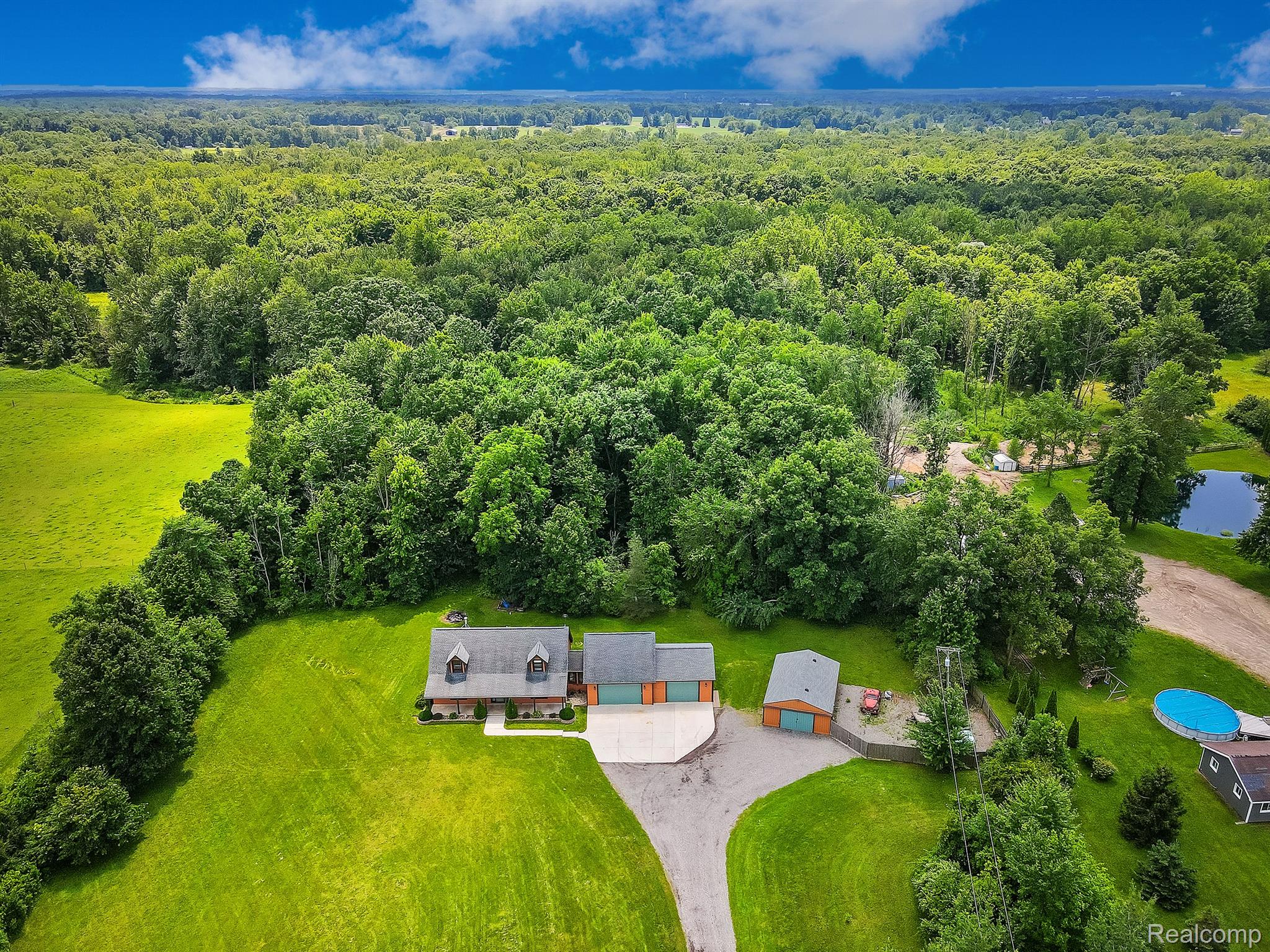 7653 West Chase Lake Road Fowlerville, MI 48836 - Photo 49 of 52 Gallery Image 49