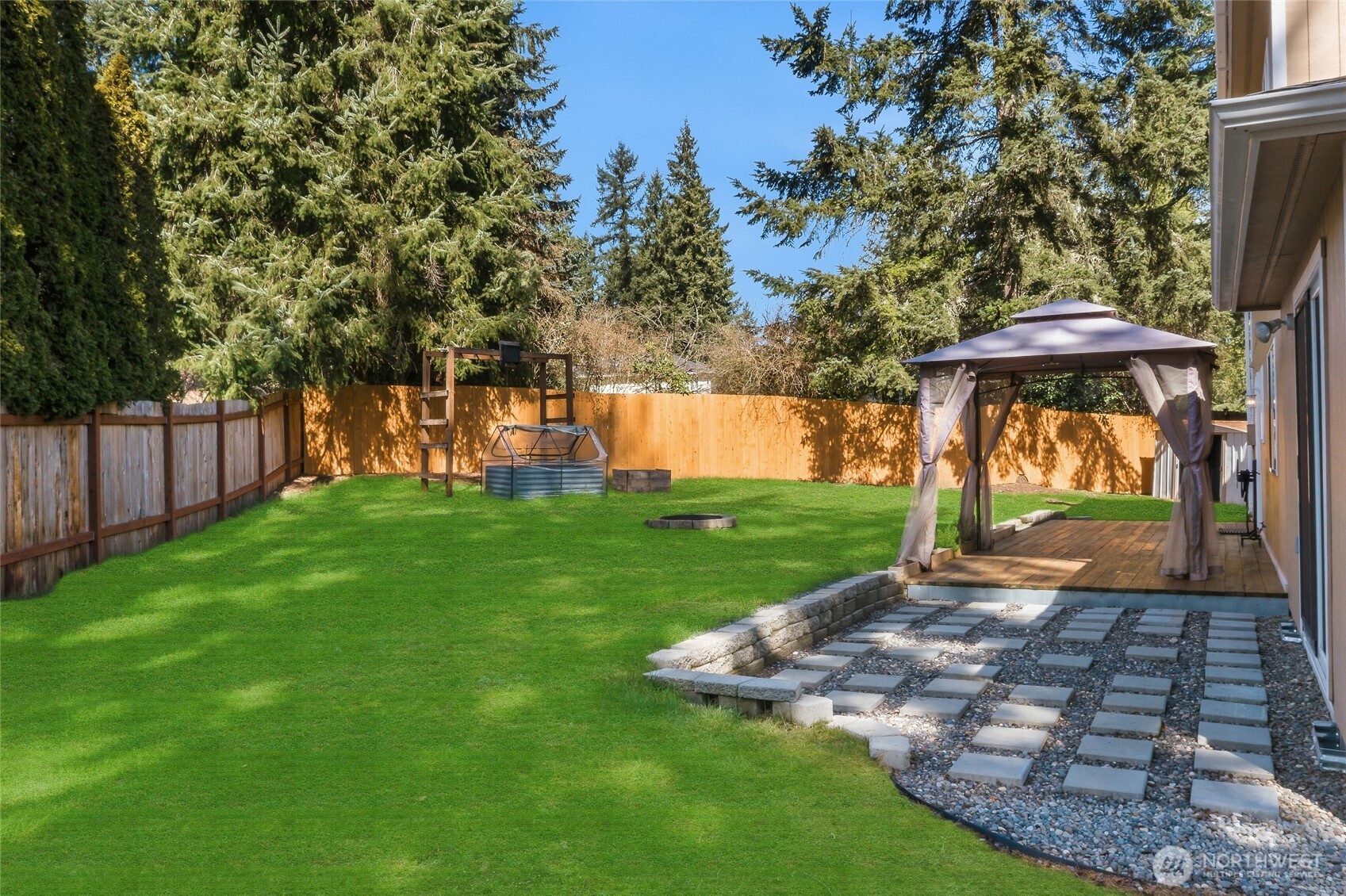 3735 Vassar Loop Southeast Lacey, WA 98503 - Photo 27 of 40