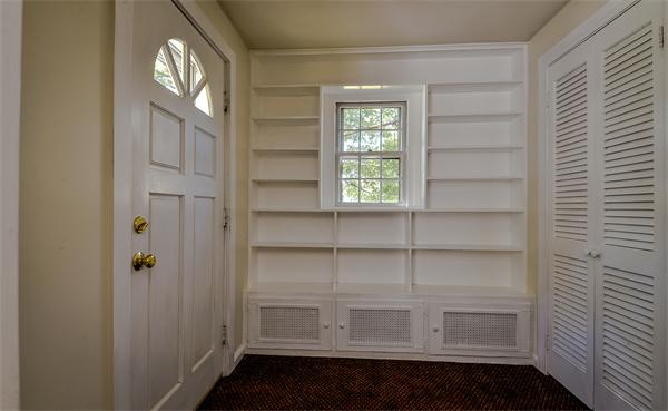4 Robinhood Road Natick, MA 01760 - Photo 6 of 23 Gallery Image 6