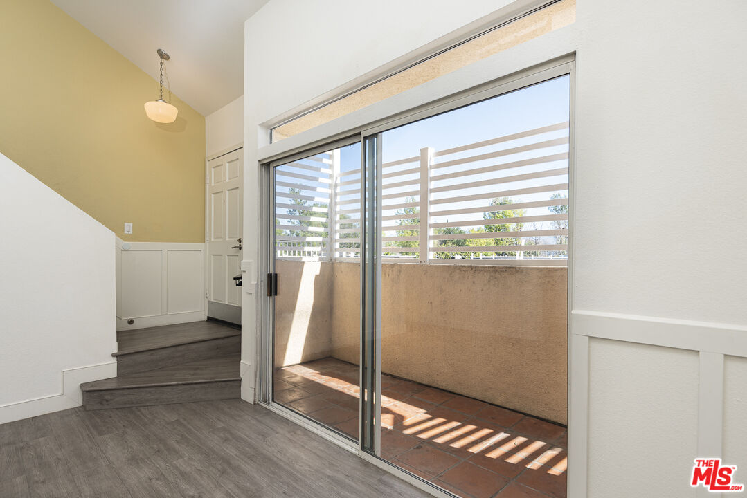 13801 Oxnard Street, Unit 206 Van Nuys, CA 91401 - Photo 21 of 38