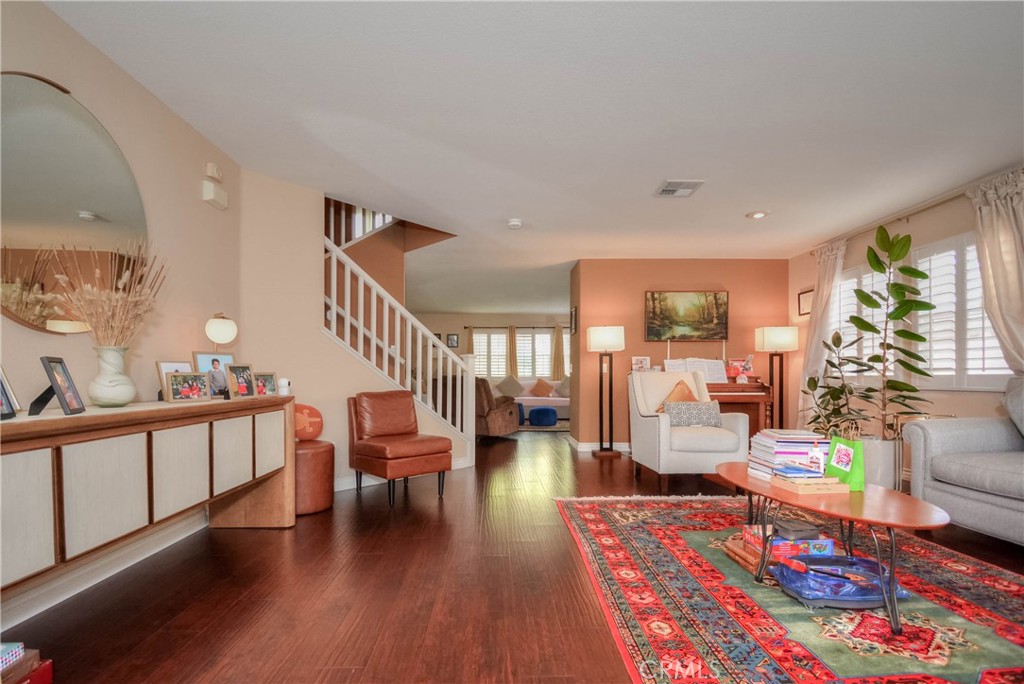19048 Gable Lane Riverside, CA 92508 - Photo 5 of 33 Living room