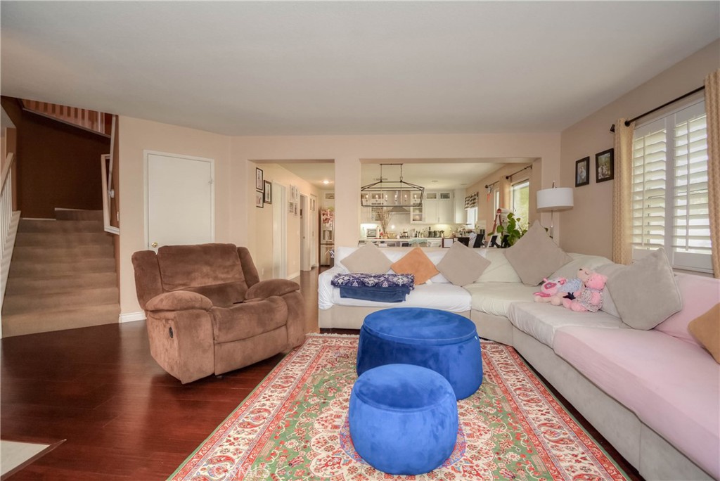 19048 Gable Lane Riverside, CA 92508 - Photo 8 of 33