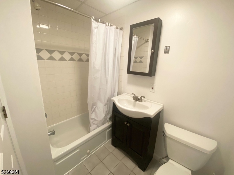 21 Columbus Street, Unit 2 Bloomfield, NJ 07003 - Photo 12 of 20