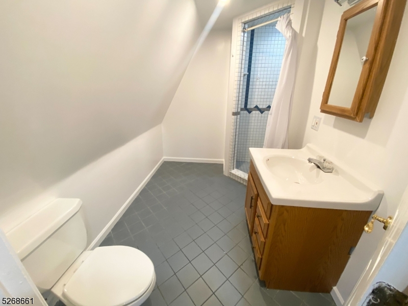 21 Columbus Street, Unit 2 Bloomfield, NJ 07003 - Photo 19 of 20