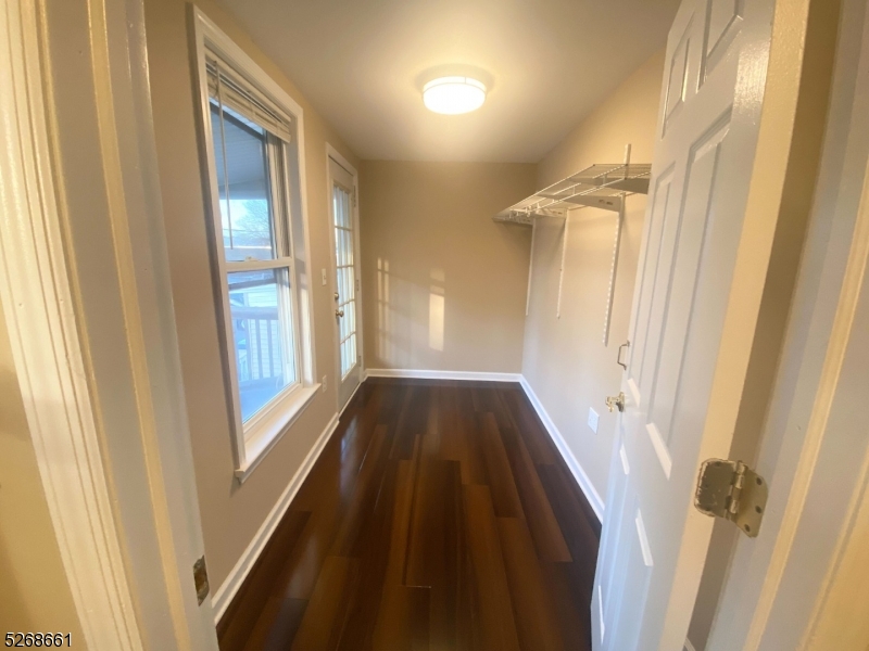 21 Columbus Street, Unit 2 Bloomfield, NJ 07003 - Photo 5 of 20