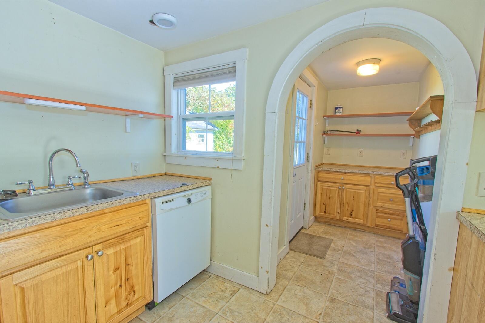 21 Myrtle Street Paris, ME 04281 - Photo 10 of 22 IMG_8034_HDR