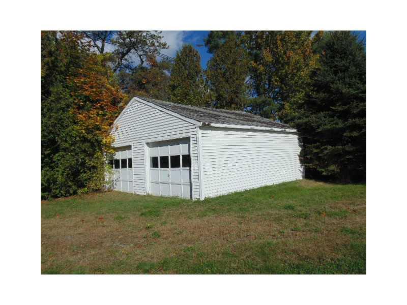 334 Main Street Orono, ME 04473 - Photo 3 of 30 Garage.