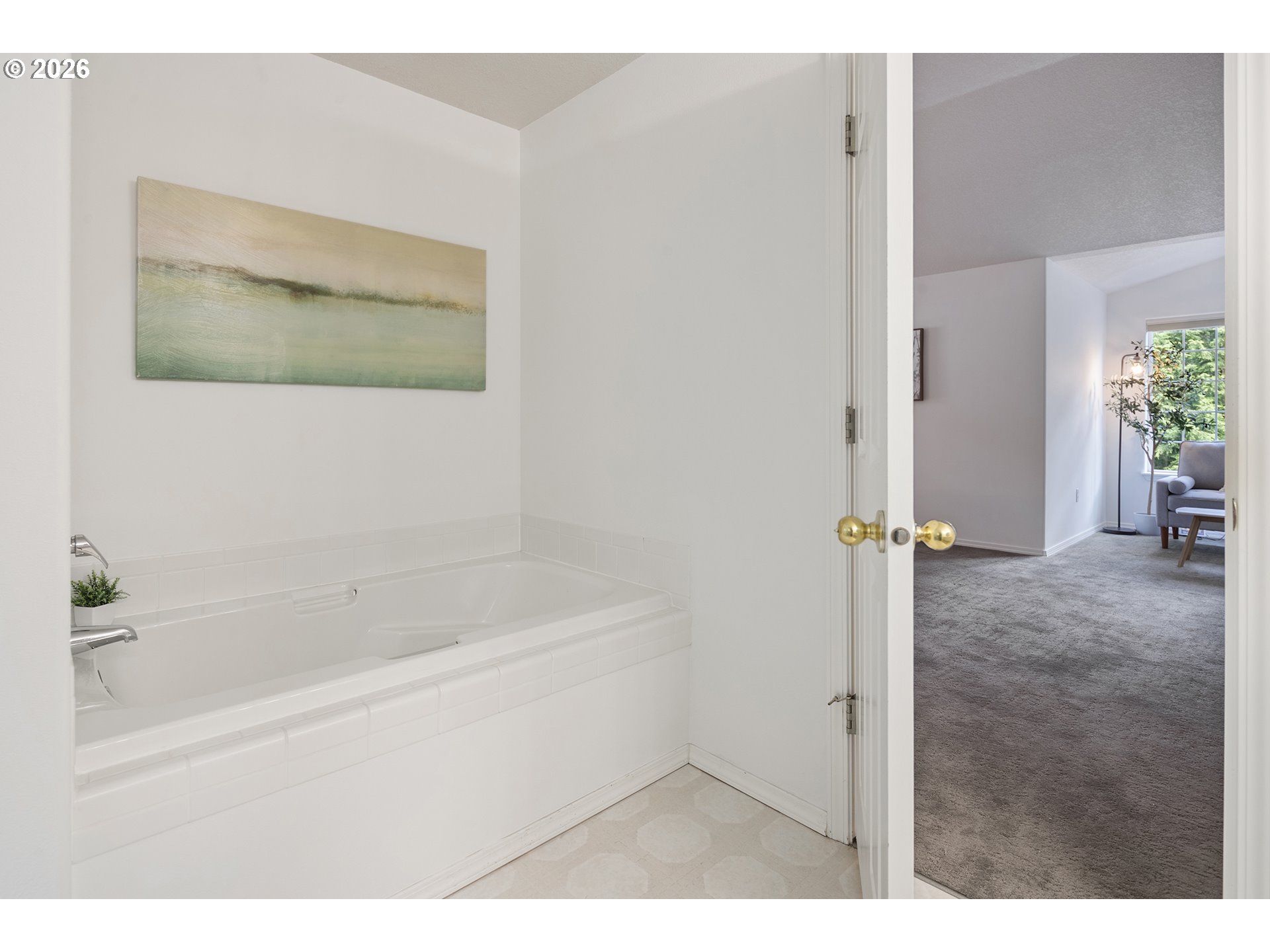6009 Southwest 33rd Place Portland, OR 97239 - Photo 19 of 32 Gallery Image 19