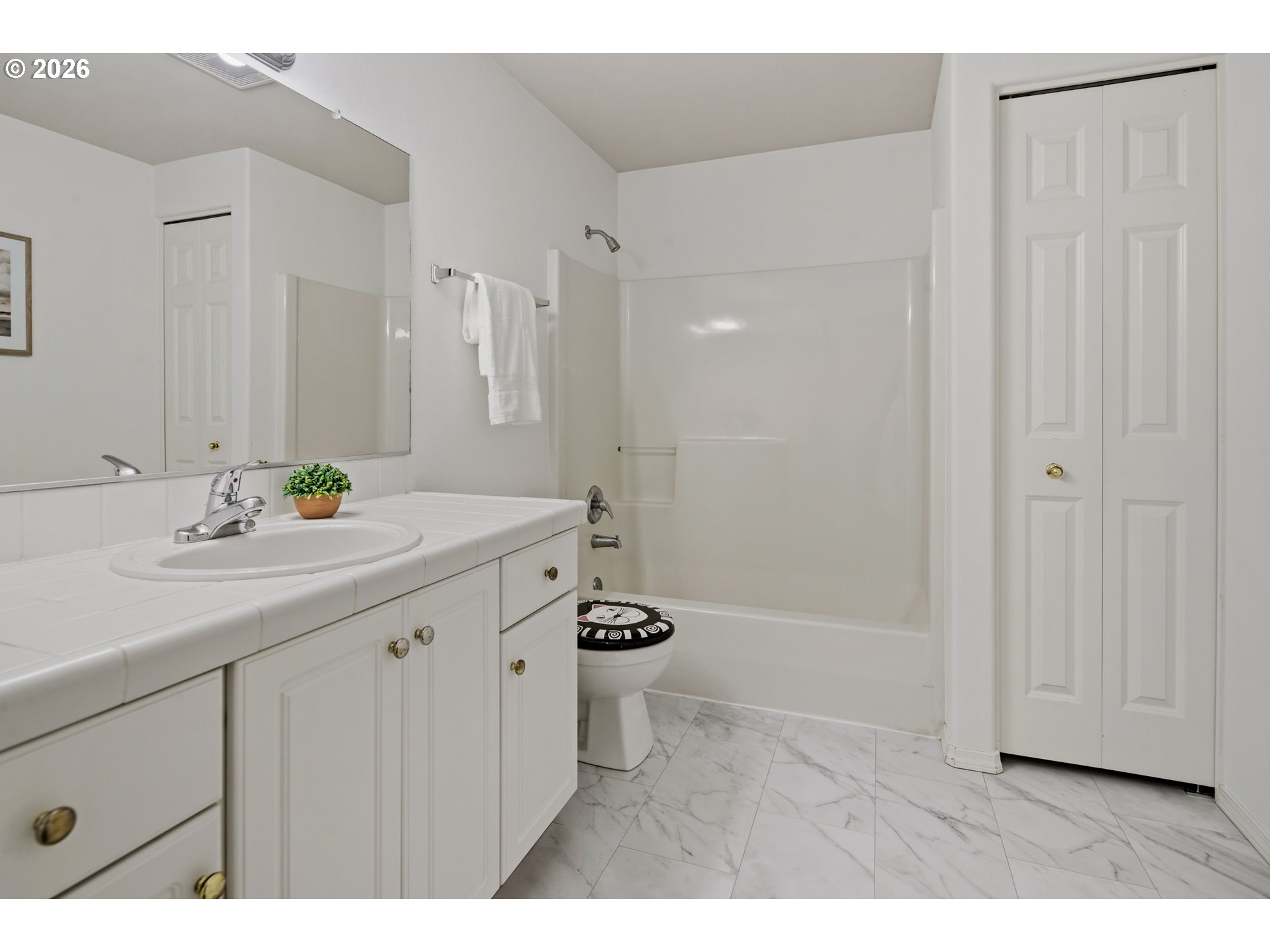 6009 Southwest 33rd Place Portland, OR 97239 - Photo 25 of 32 Gallery Image 25