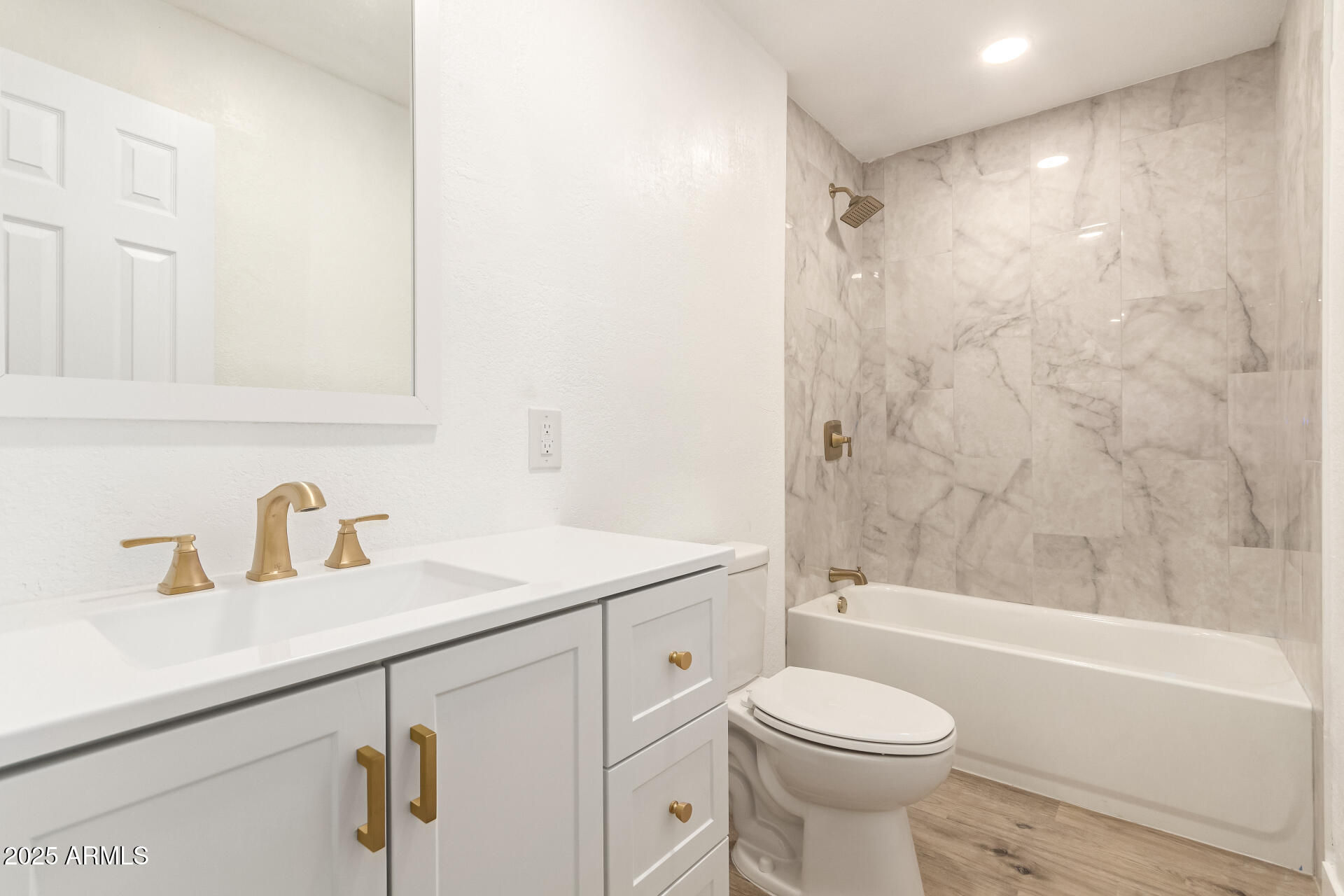 325 West Vineyard Road Phoenix, AZ 85041 - Photo 16 of 42 19 Vineyard