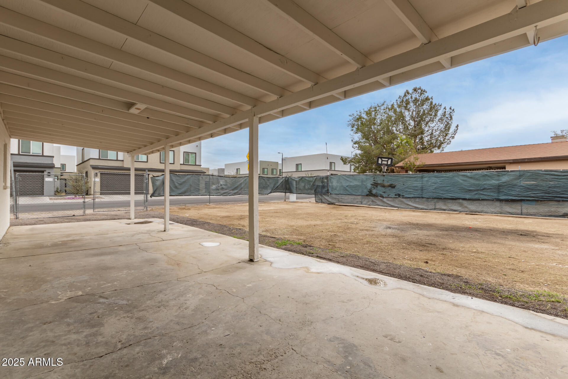 325 West Vineyard Road Phoenix, AZ 85041 - Photo 25 of 42 28 Vineyard