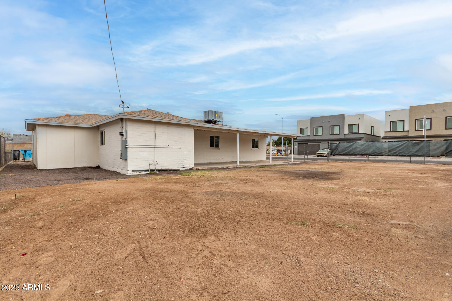 325 West Vineyard Road Phoenix, AZ 85041 - Photo 27 of 42 30 Vineyard