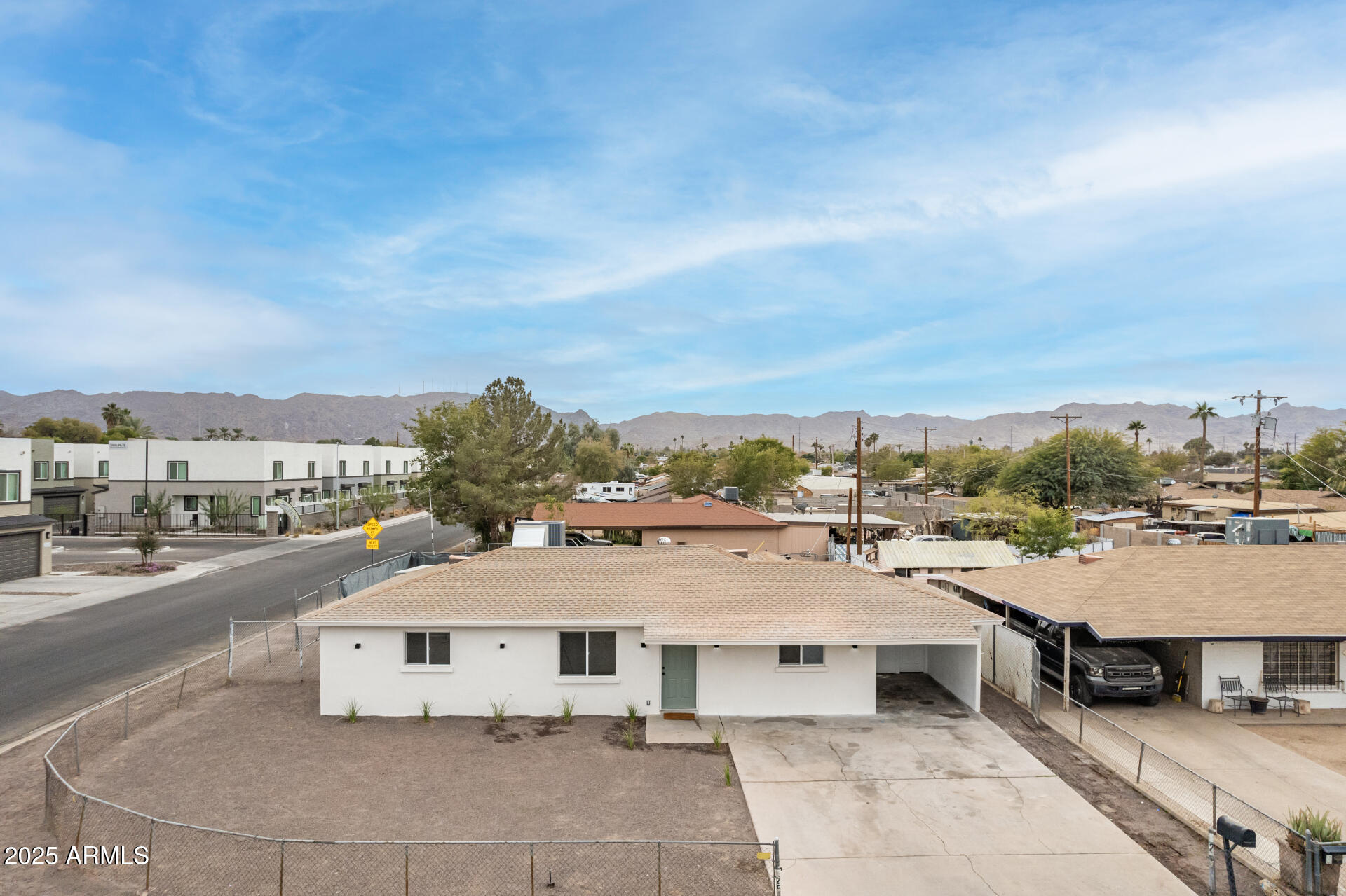 325 West Vineyard Road Phoenix, AZ 85041 - Photo 31 of 42 34 Vineyard