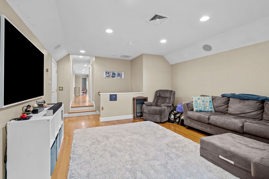 1 McKenzie Drive Smithfield, RI 02814 - Photo 21 of 26