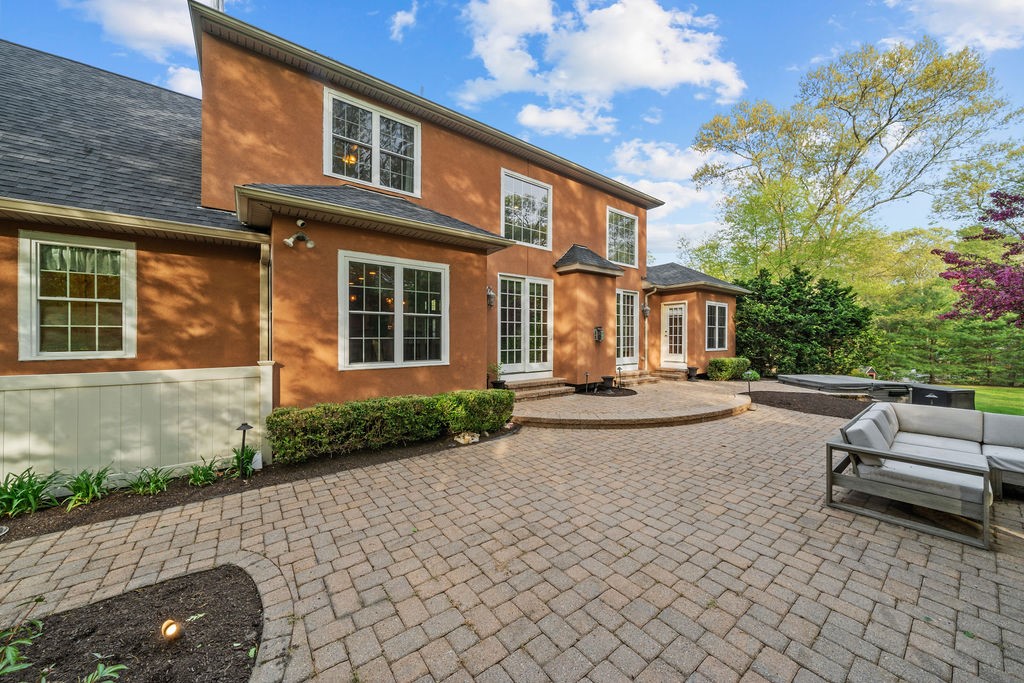 1 McKenzie Drive Smithfield, RI 02814 - Photo 3 of 26