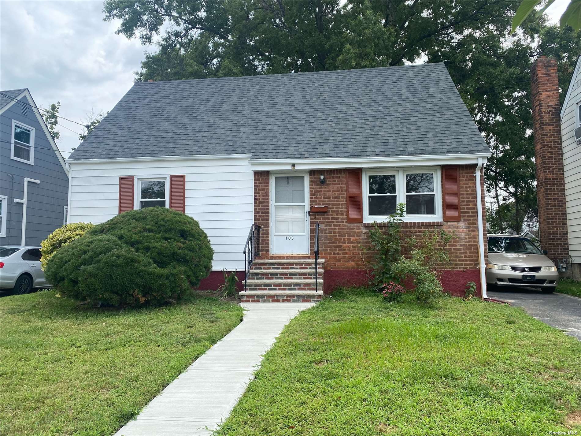 105 North Montague St