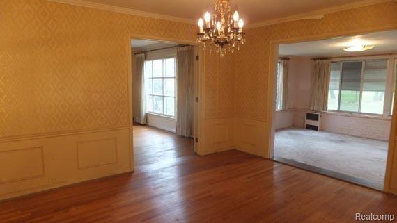 585 Ballantyne Road Grosse Pointe, MI 48236 - Photo 4 of 15 585B3