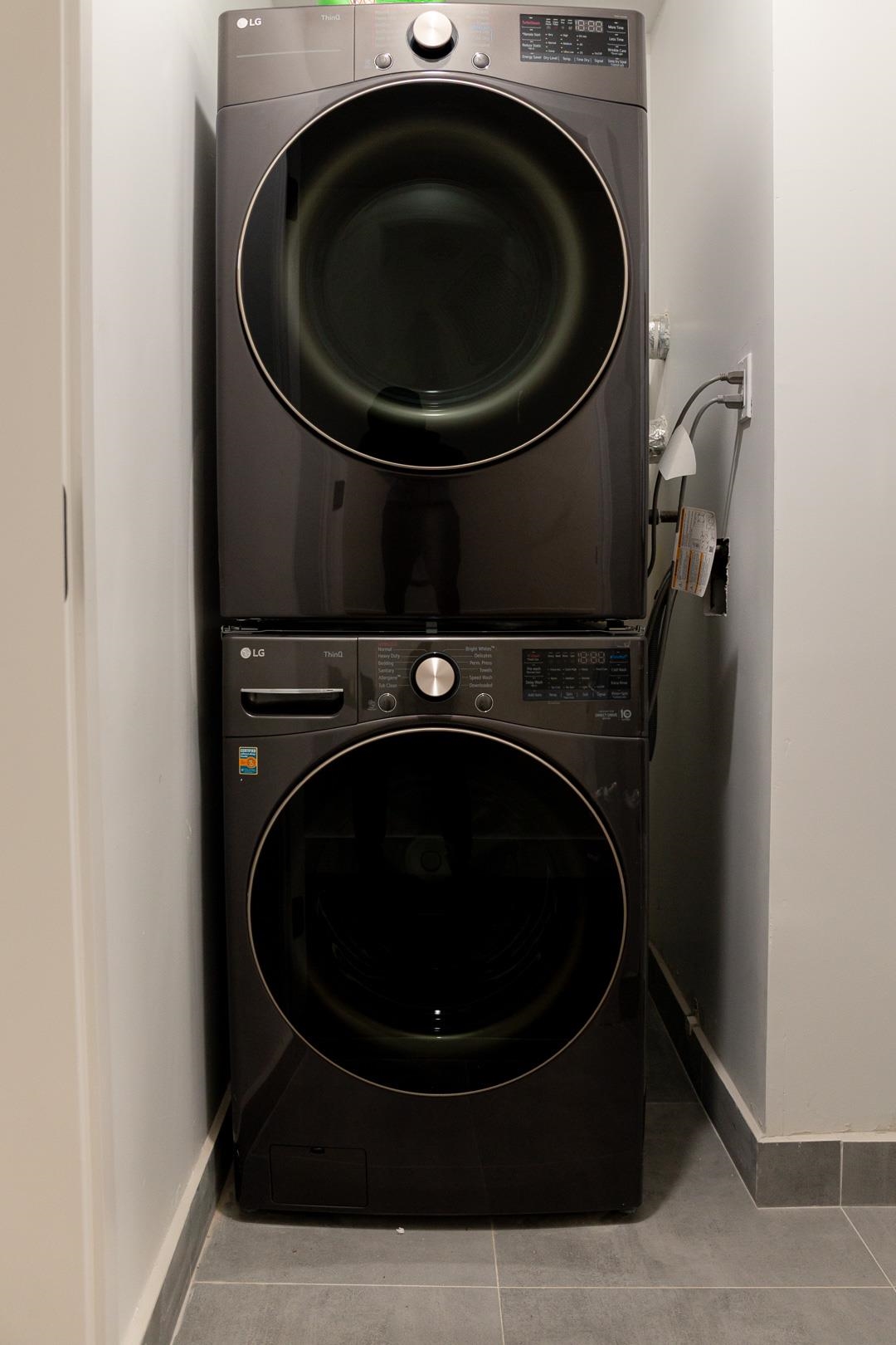 39 Boyd Avenue Jersey City, NJ 07304 - Photo 21 of 29 a utility room with dryer and washer