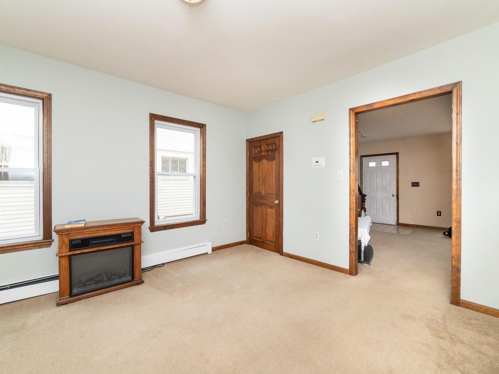 32 Dale Street Franklin, MA 02038 - Photo 13 of 28