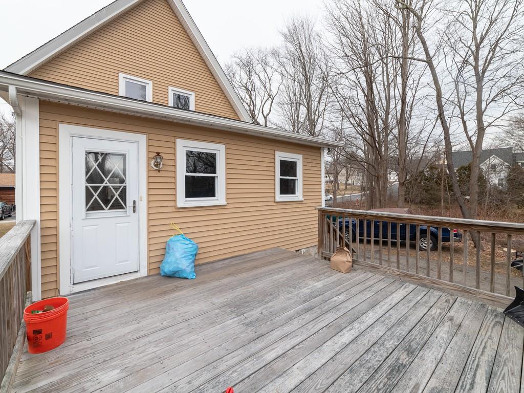 32 Dale Street Franklin, MA 02038 - Photo 16 of 28