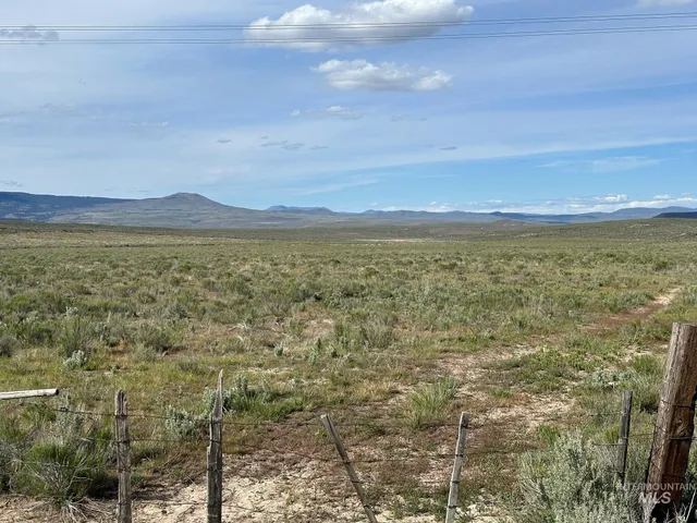 $1,200,000 | Tbd Tbd John Day Highway, Ironside, OR 97908
