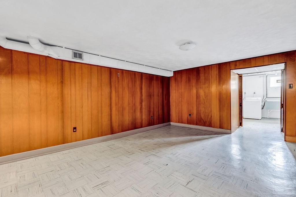 3153 Dickinson Road Cincinnati, OH 45211 - Photo 24 of 32 Gallery Image 24