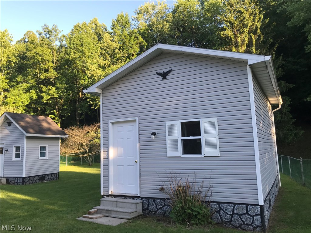 340 Utah Road Ravenswood, WV 26164 - Photo 2 of 11