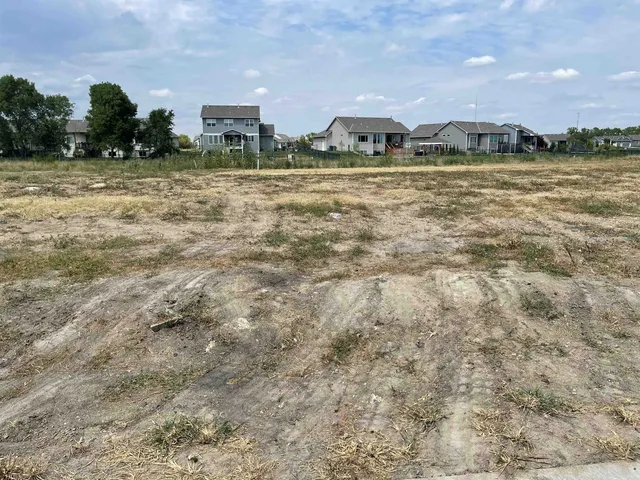 $35,000 | 1200 West Lakeway Court, Andover, KS 67002