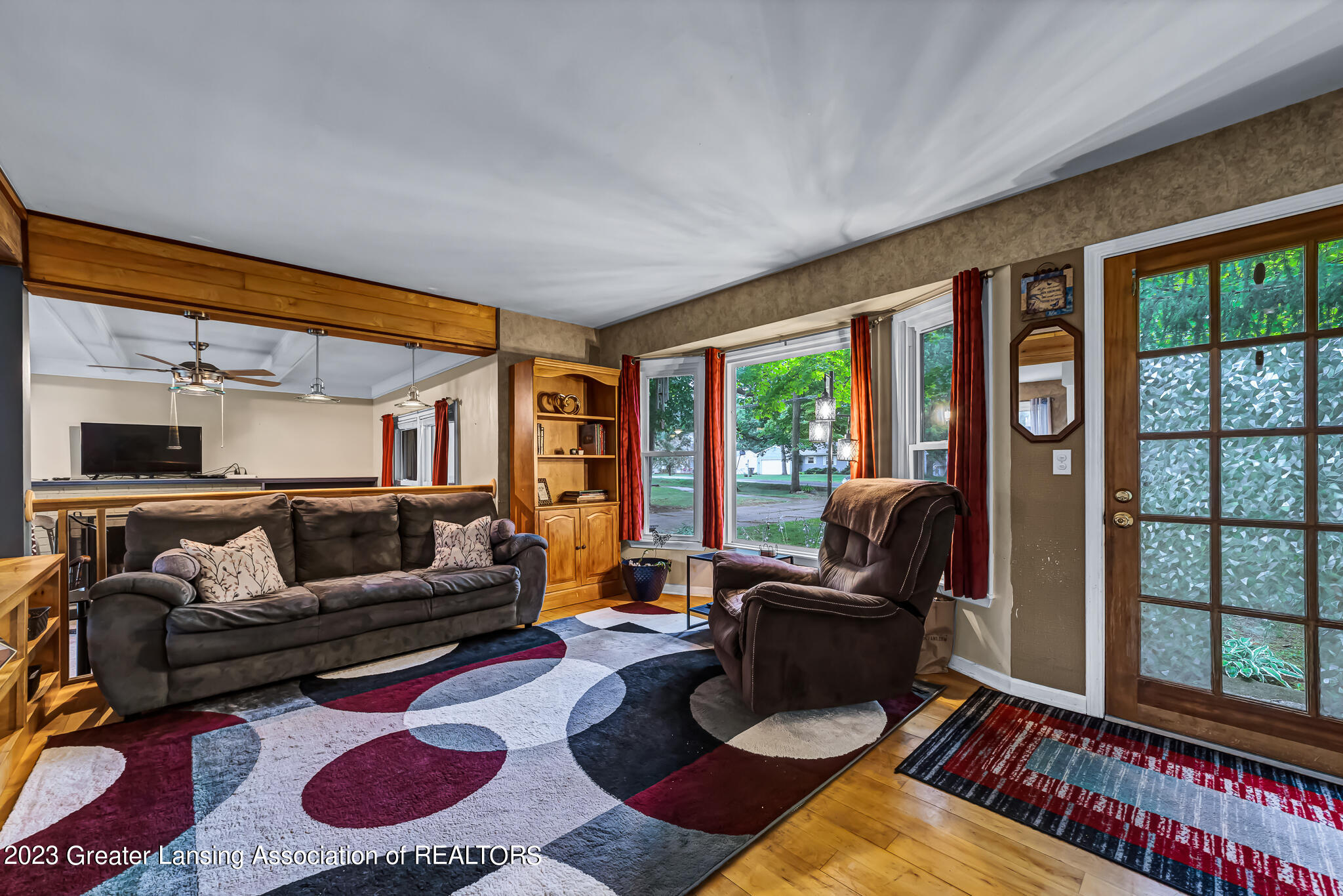 Home-Exposure-4846-Wilcox-33