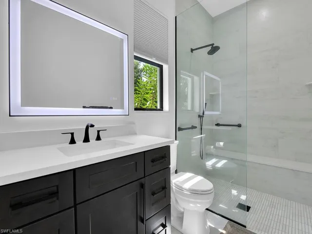 $3,495,000 | 3475 3rd Avenue Southwest, Naples, FL 34117