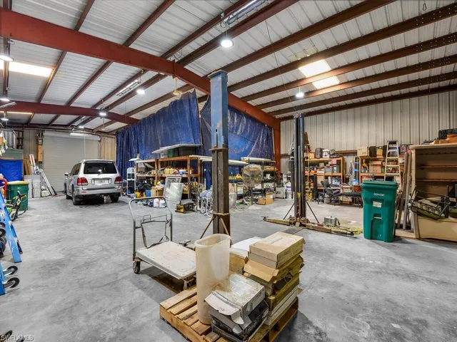 $3,495,000 | 3475 3rd Avenue Southwest, Naples, FL 34117