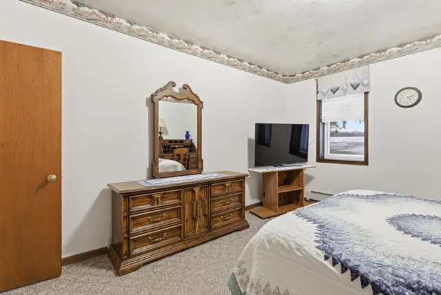 $1,900,000 | 5815 County Highway, Manitowoc, WI 54220