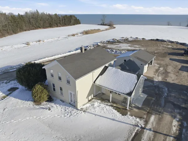 $1,900,000 | 5815 County Ls Highway, Manitowoc, WI 54220