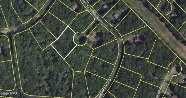 $10,500 | 688 Elk Mountain Terrace, Tafton, PA 18464