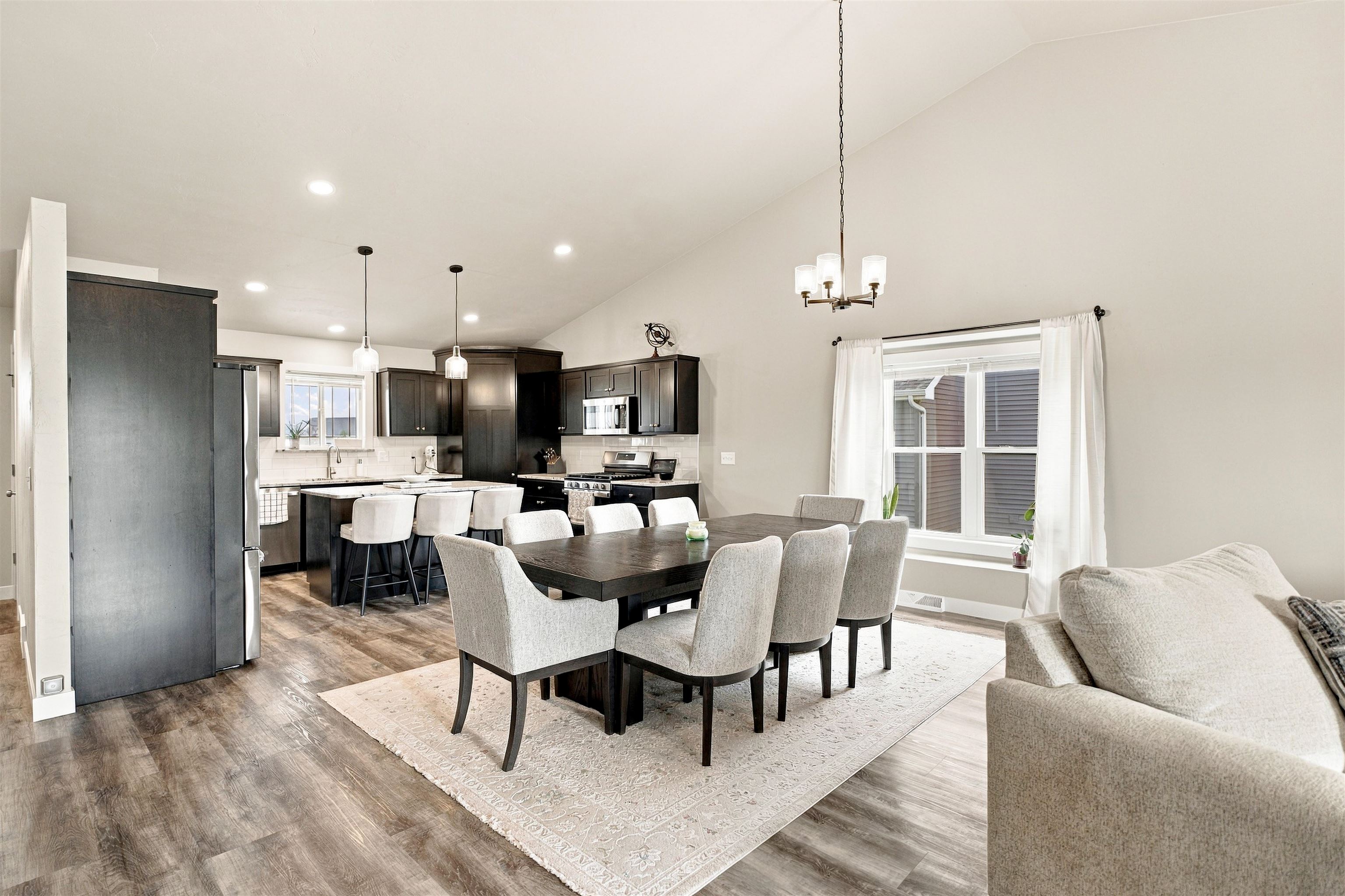 3455 East Rubyred Drive Appleton, WI 54913 - Photo 11 of 36 Gallery Image 11