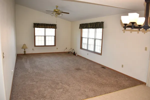 $344,900 | 106 County Road 320 North, Loda, IL 60948