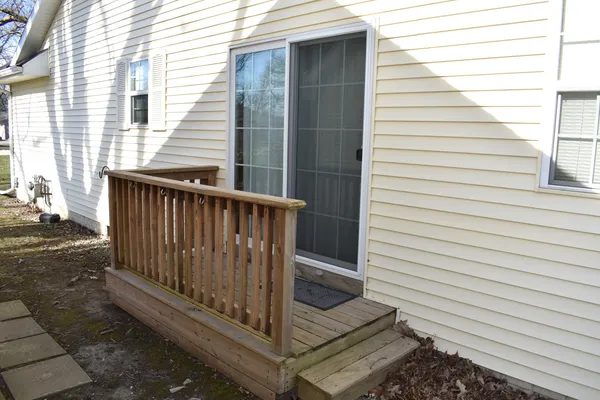 $344,900 | 106 County Road 320 North, Loda, IL 60948