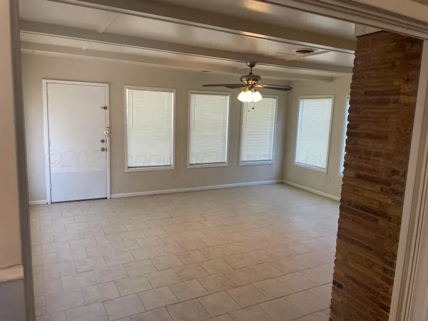 $1,950 | 3419 Royal Road, Amarillo, TX 79109