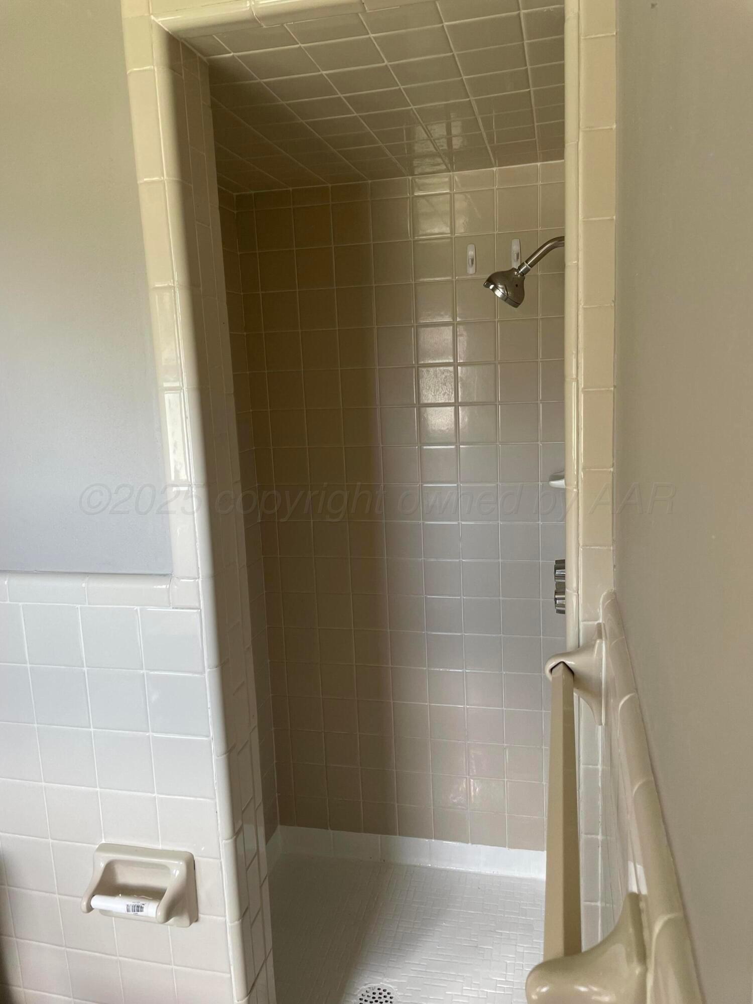 3419 Royal Road Amarillo, TX 79109 - Photo 9 of 23 IMG_1726