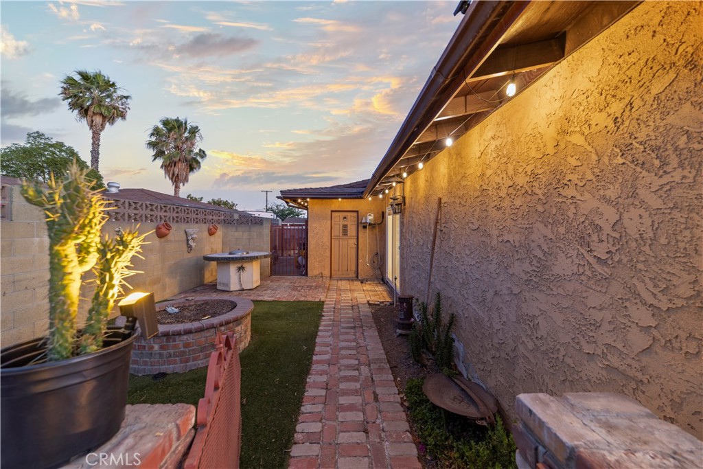 440 West Heather Street Rialto, CA 92376 - Photo 33 of 35