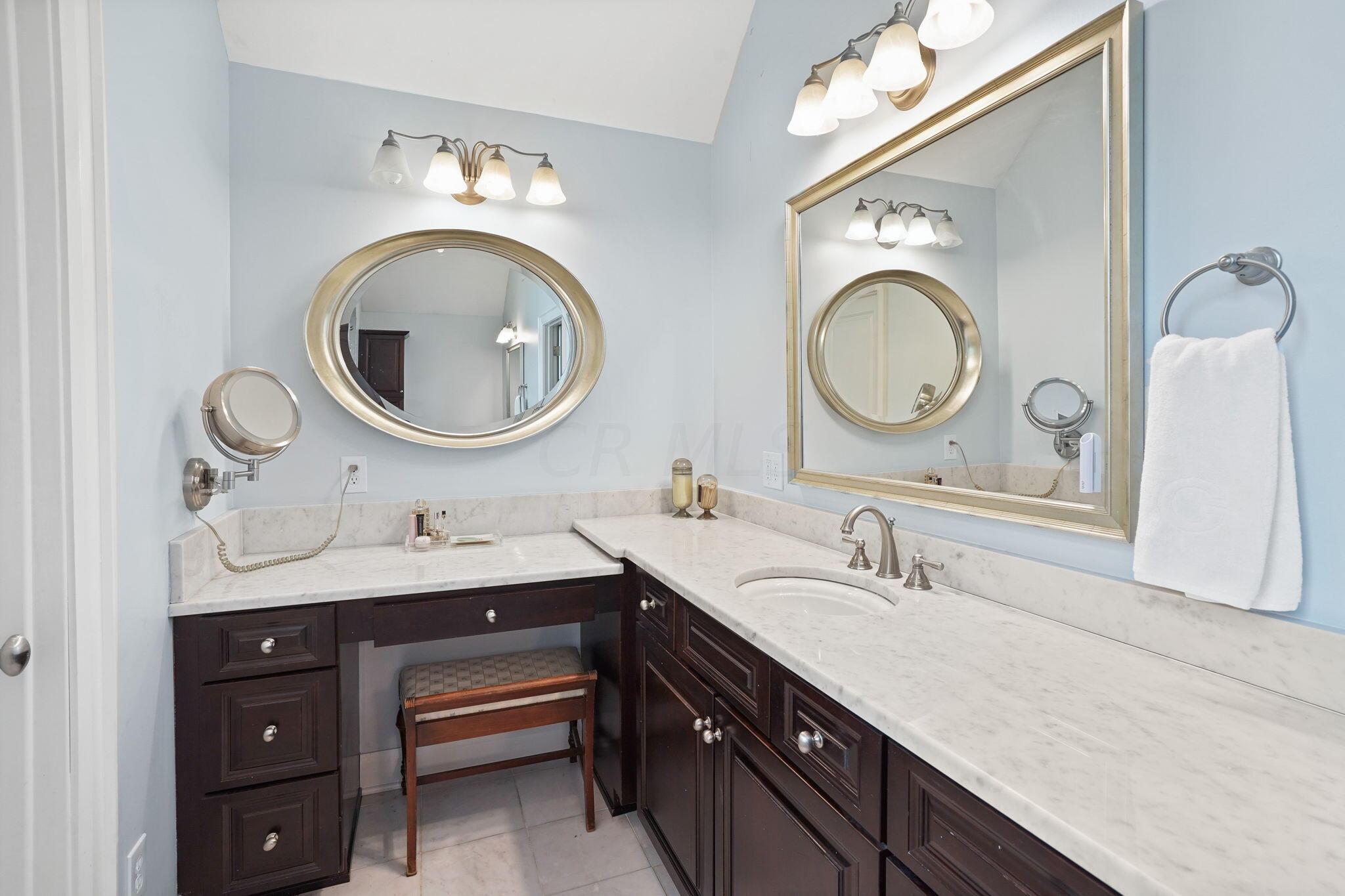 2076 Elgin Road Columbus, OH 43221 - Photo 60 of 82 61-web-or-mls-DSC00433