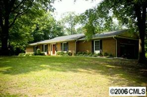 505 West Lewis Road Dallas, NC 28034 - Photo 3 of 8 Gallery Image 3