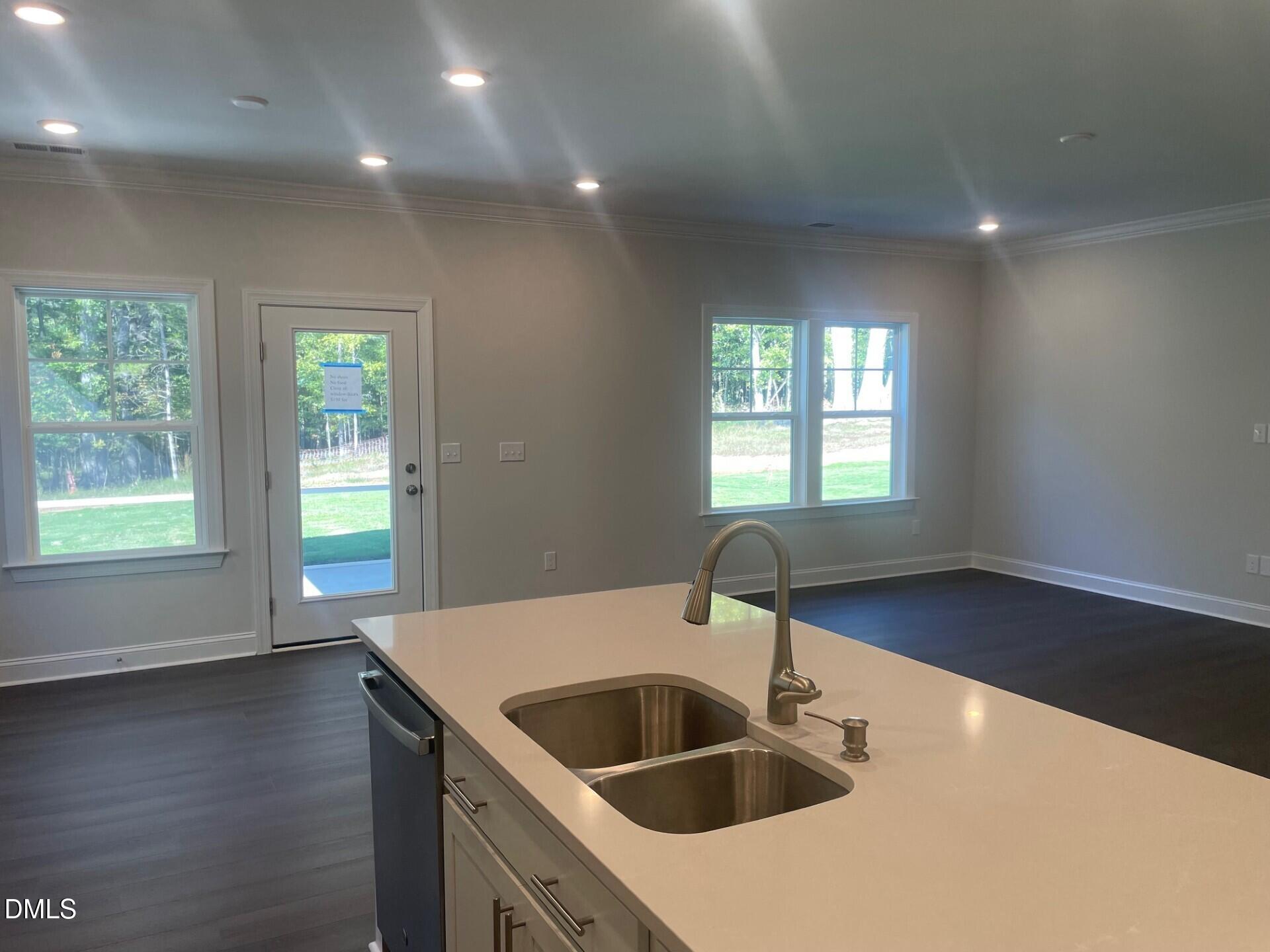 1008 Red Roses Avenue Durham, NC 27703 - Photo 6 of 44 188 Island