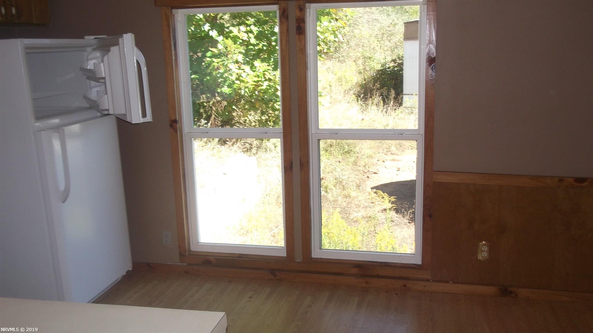 733 Ridgeview Road Northwest Floyd, VA 24091 - Photo 6 of 16 Gallery Image 6