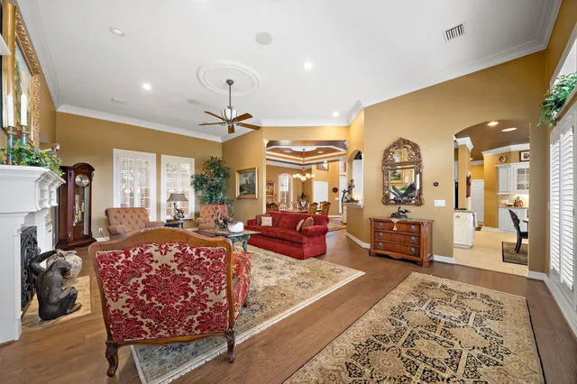 $959,000 | 1310 Whispering Pines Drive, Houston, TX 77055