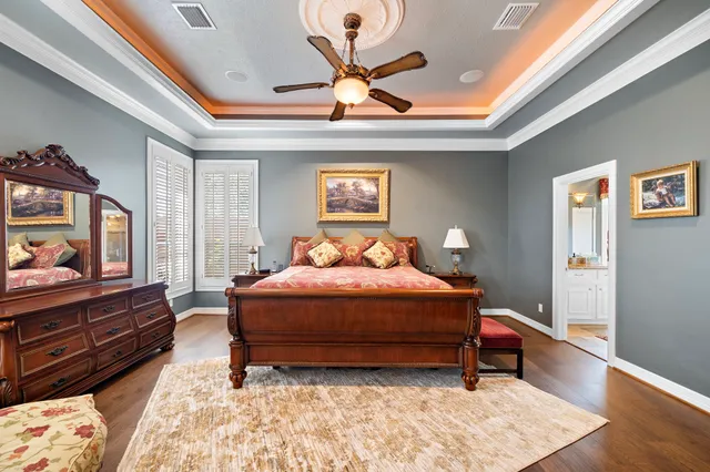 $959,000 | 1310 Whispering Pines Drive, Houston, TX 77055